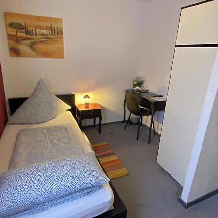 Hotel Garni Bad Cafe Bad Niedernau Quarto foto