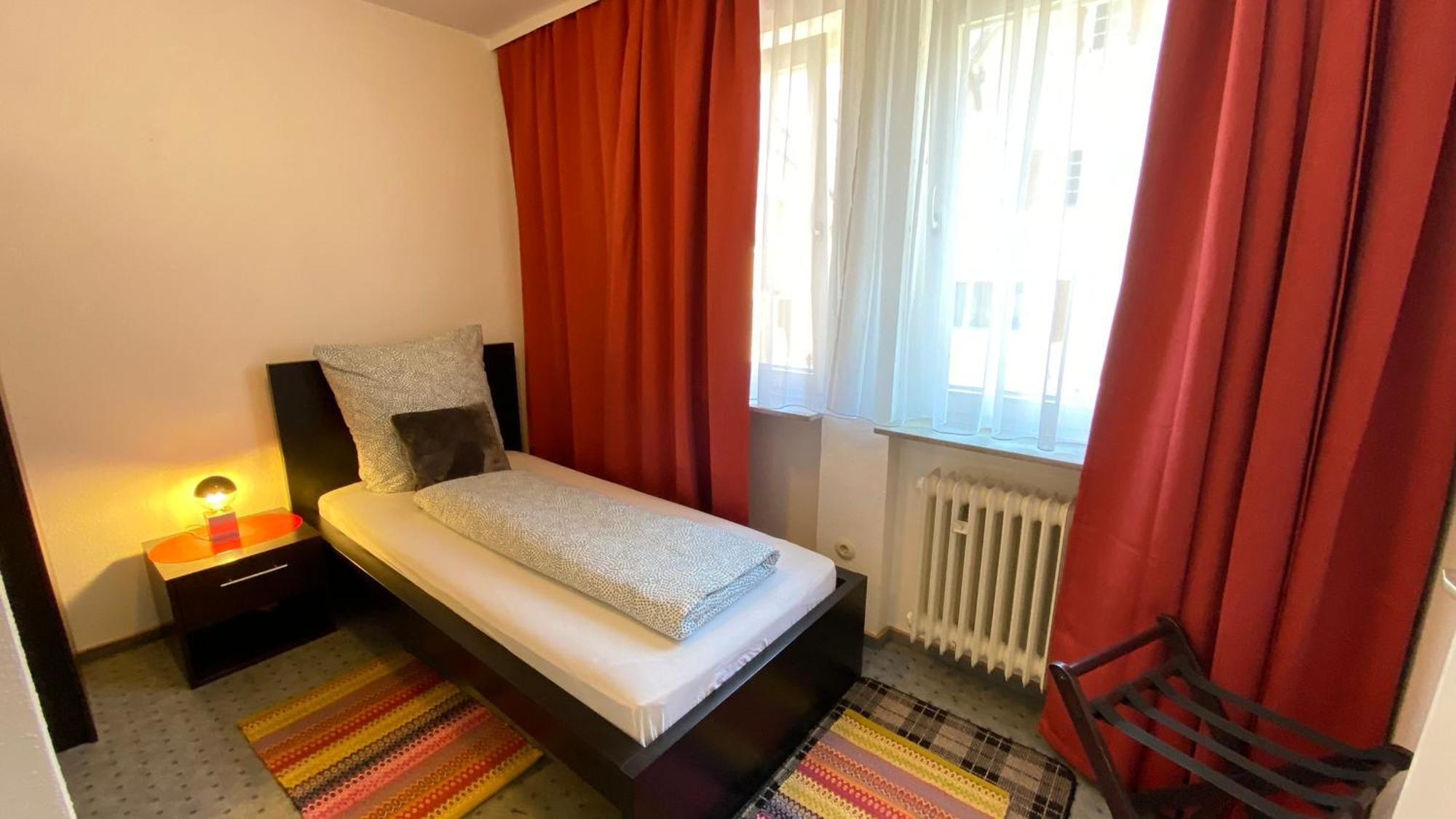 Hotel Garni Bad Cafe Bad Niedernau Quarto foto